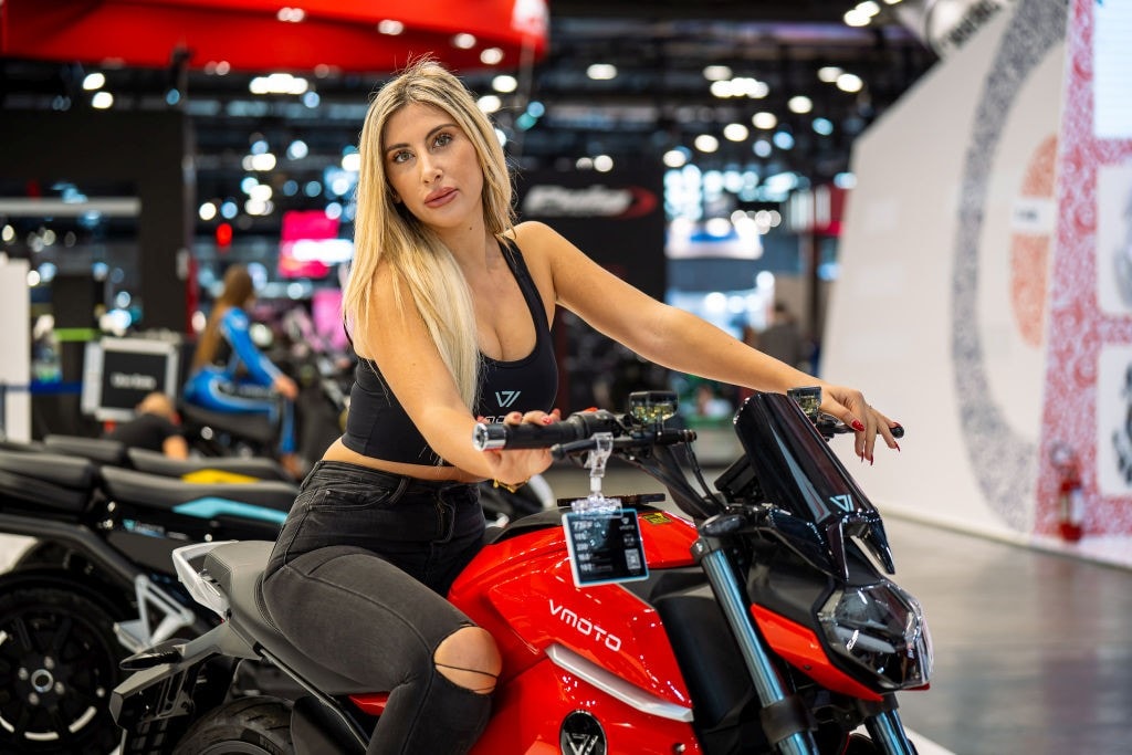 Le ragazze di EICMA 2025 +MAXI GALLERY+